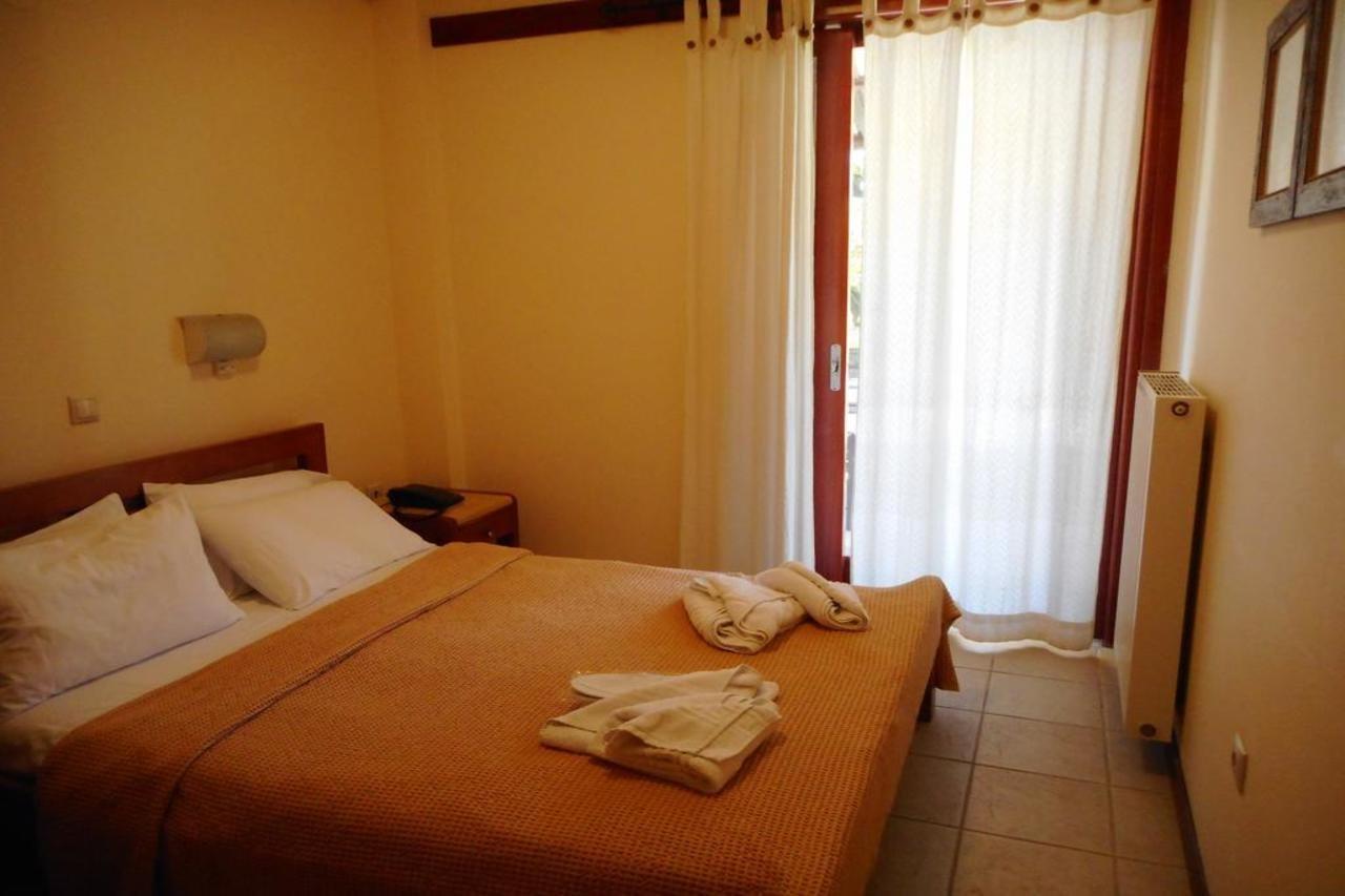 Akroyali Hotel & Villas Mési エクステリア 写真