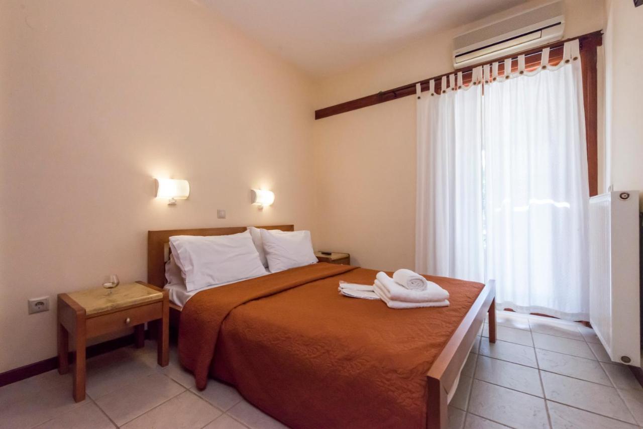 Akroyali Hotel & Villas Mési エクステリア 写真