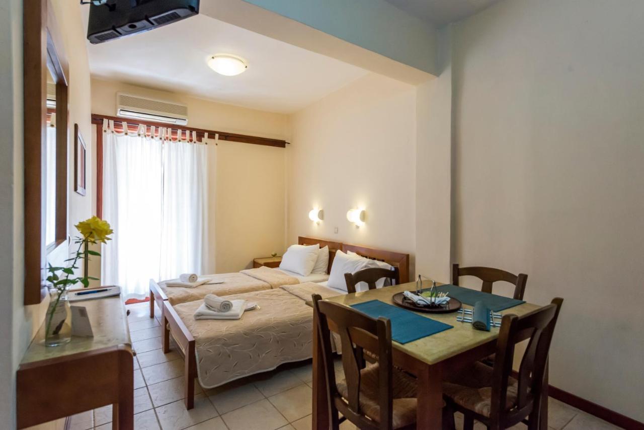 Akroyali Hotel & Villas Mési エクステリア 写真